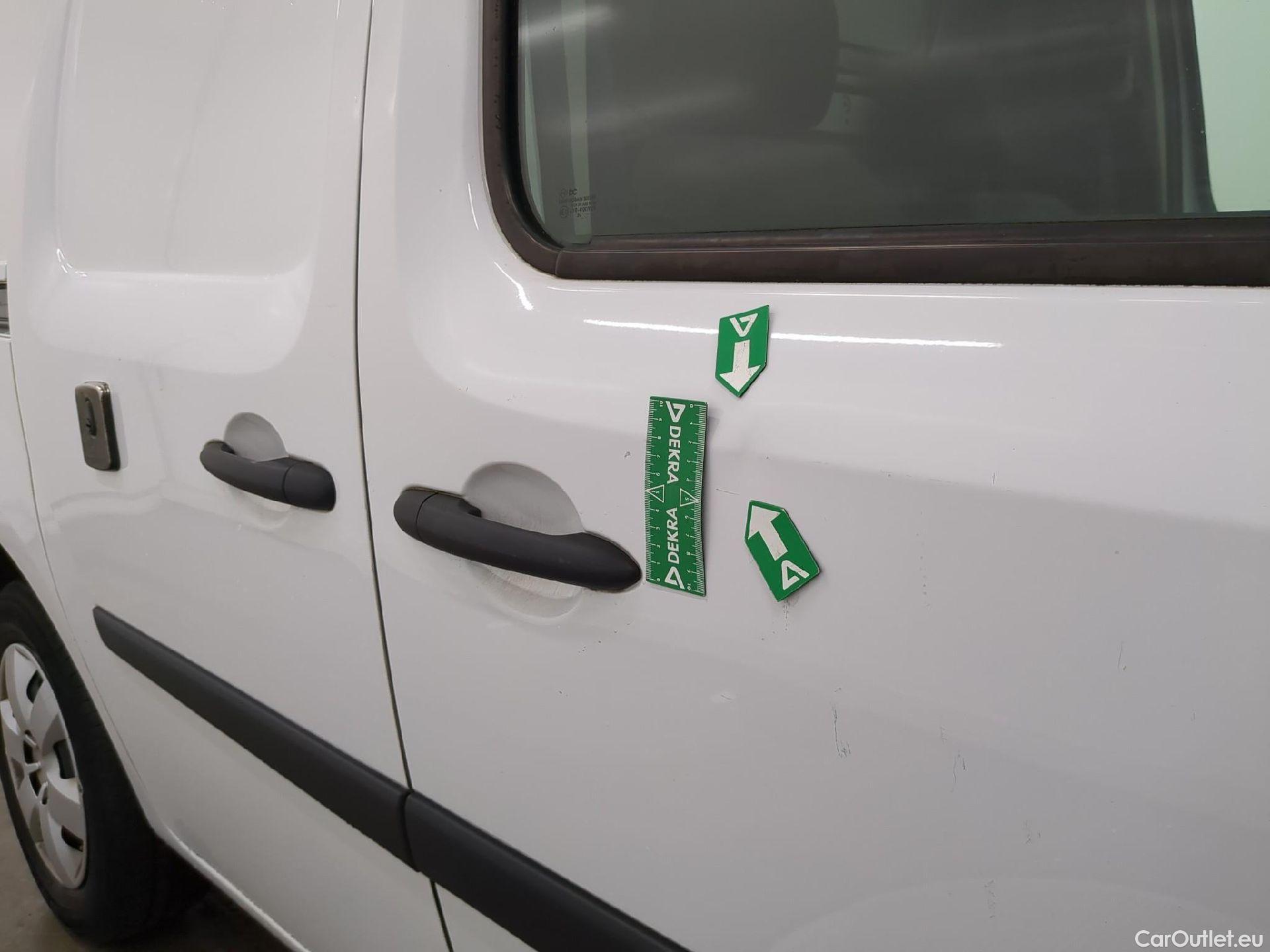  Renault  Kangoo  II Express Extra (Série Spéciale) 1.5 dCi 95CV BVM6 E6dT #26