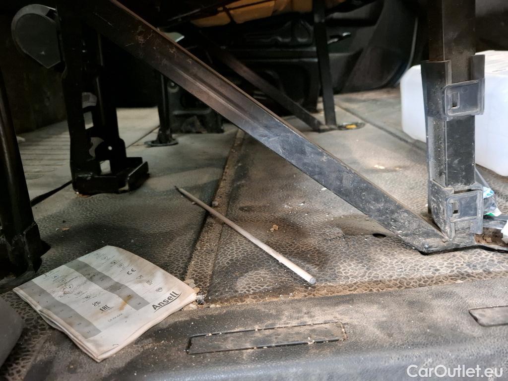  Renault  Master RENAULT  DC VU 4p Châssis double cabine DC Cf Trac F3500 L3 dCi 130 E6 #89