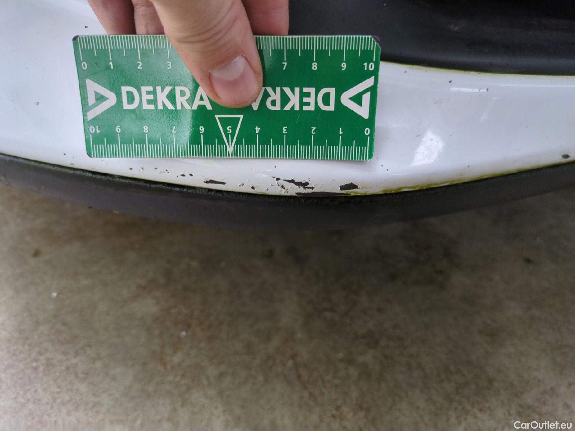  Renault  Clio  IV Air MediaNav 1.5 dCi 90CV BVM5 E6 #37