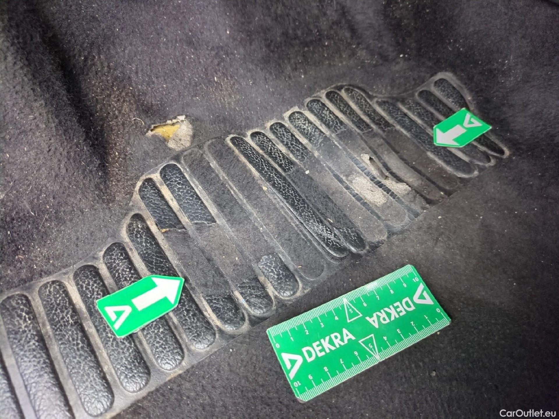  Renault  Clio  IV Air MediaNav 1.5 dCi 90CV BVM5 E6 #7