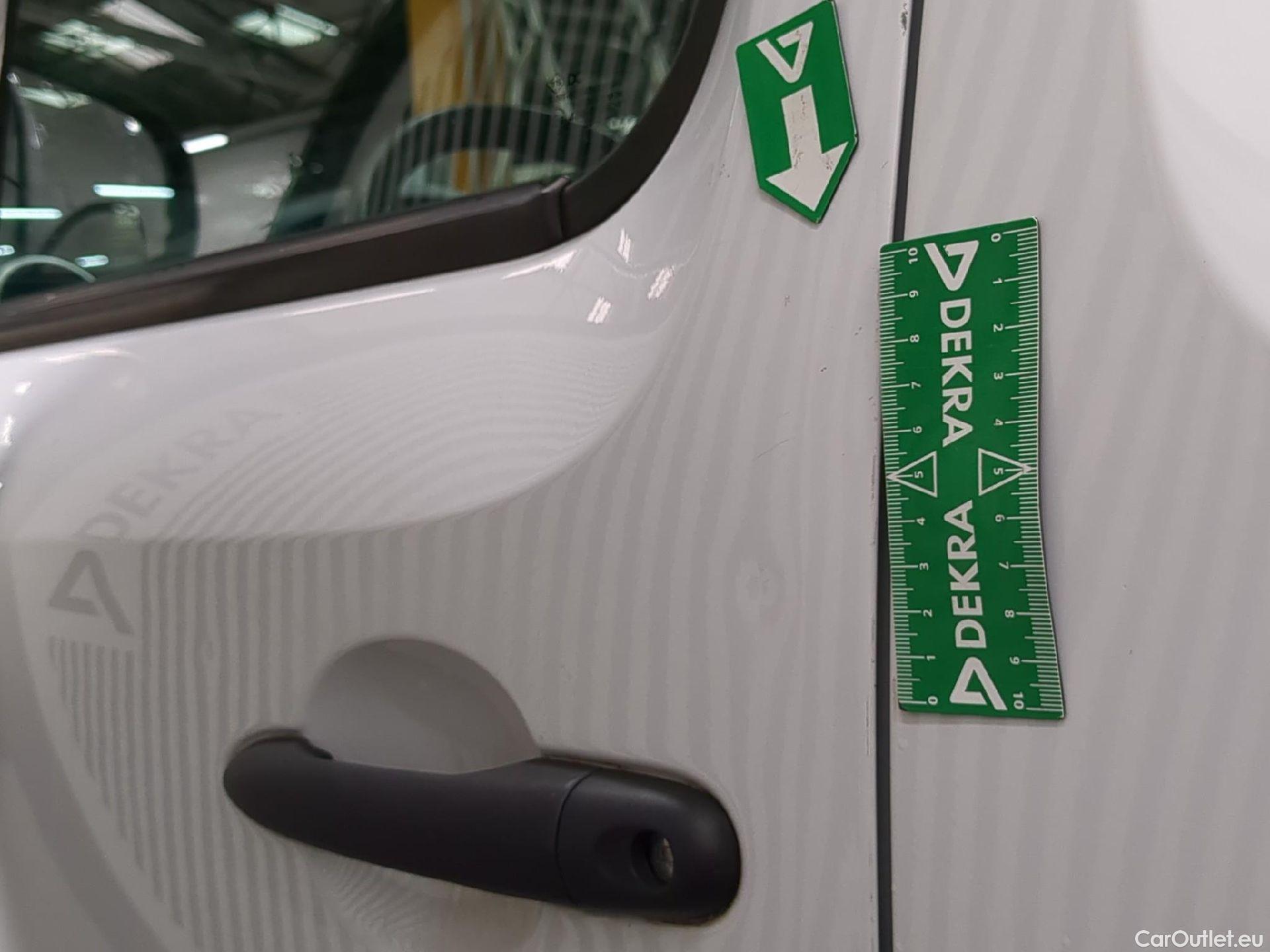  Renault  Kangoo  II Express Extra (Série Spéciale) 1.5 dCi 95CV BVM6 E6dT #41