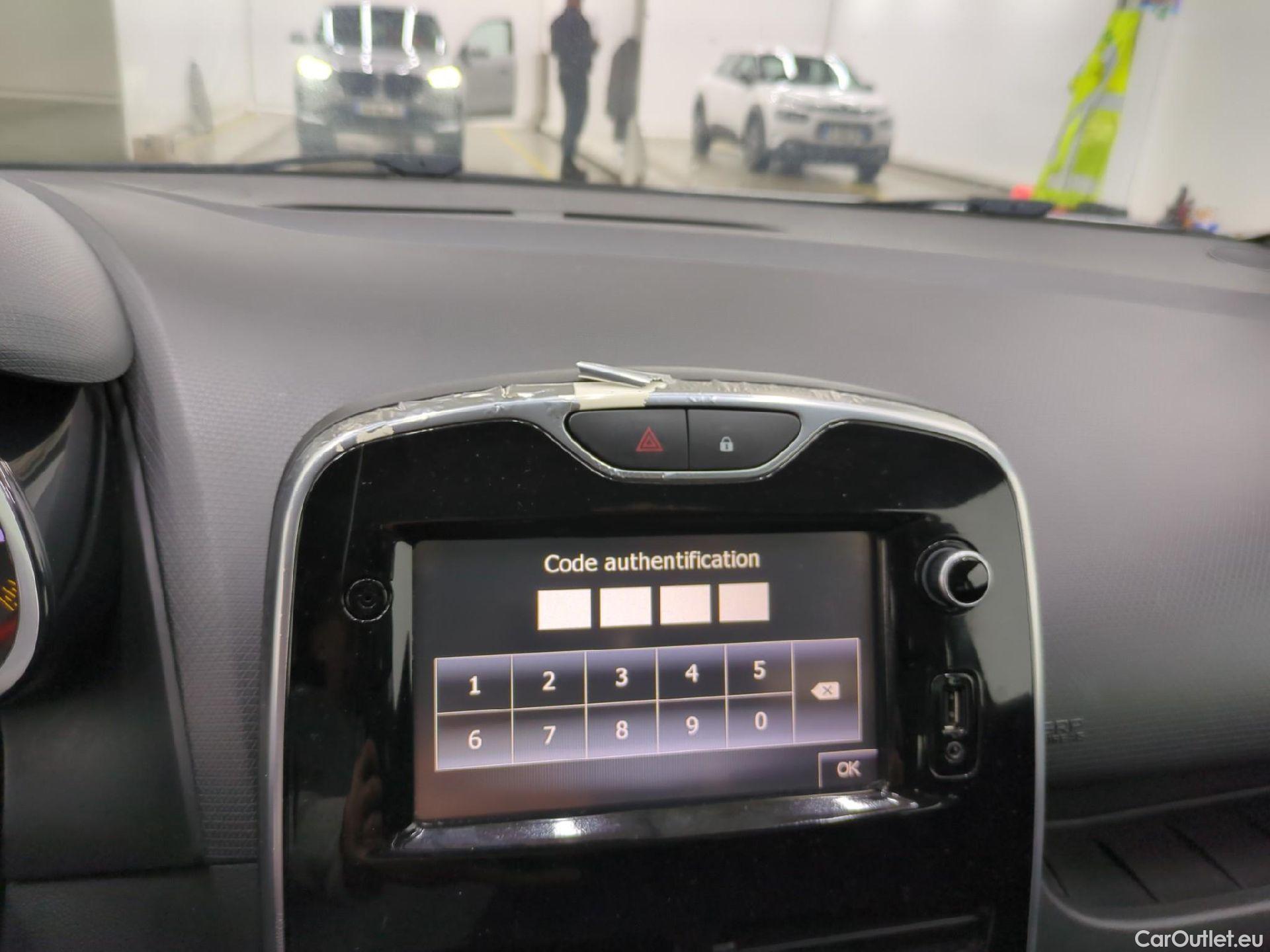  Renault  Clio  IV Air MediaNav 1.5 dCi 90CV BVM5 E6 #2