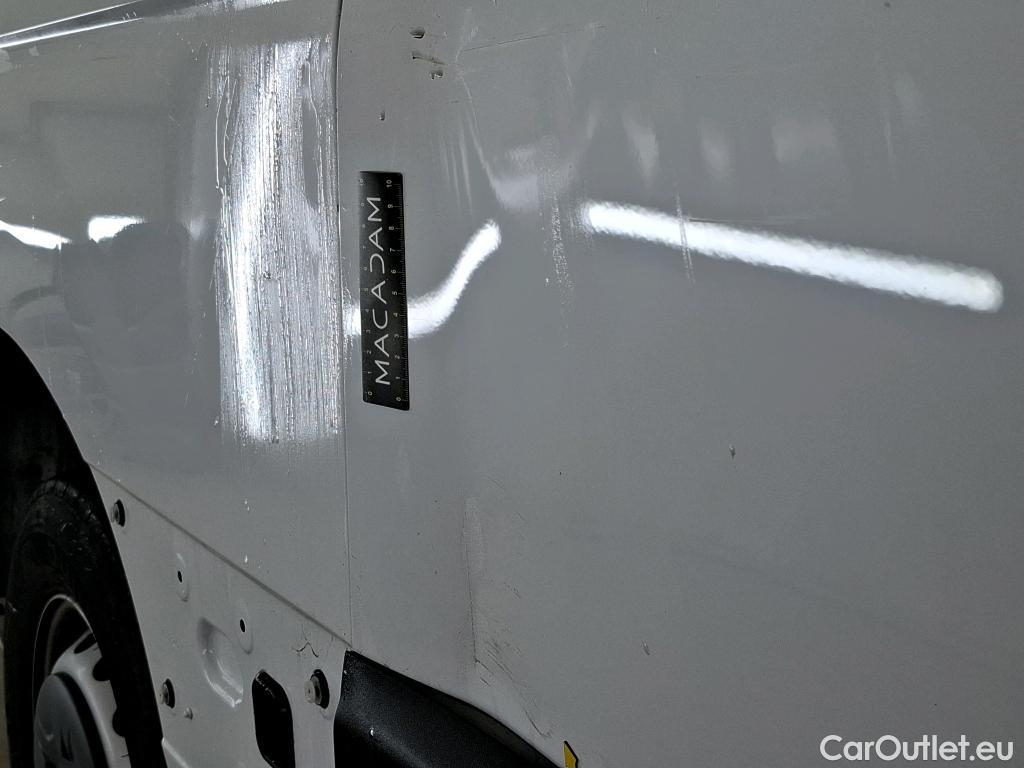  Renault  Master RENAULT  / 2019 / 4P / Fourgon tôlé FG Tr GCF F3300 L2H2 Energy dCi 150 #4