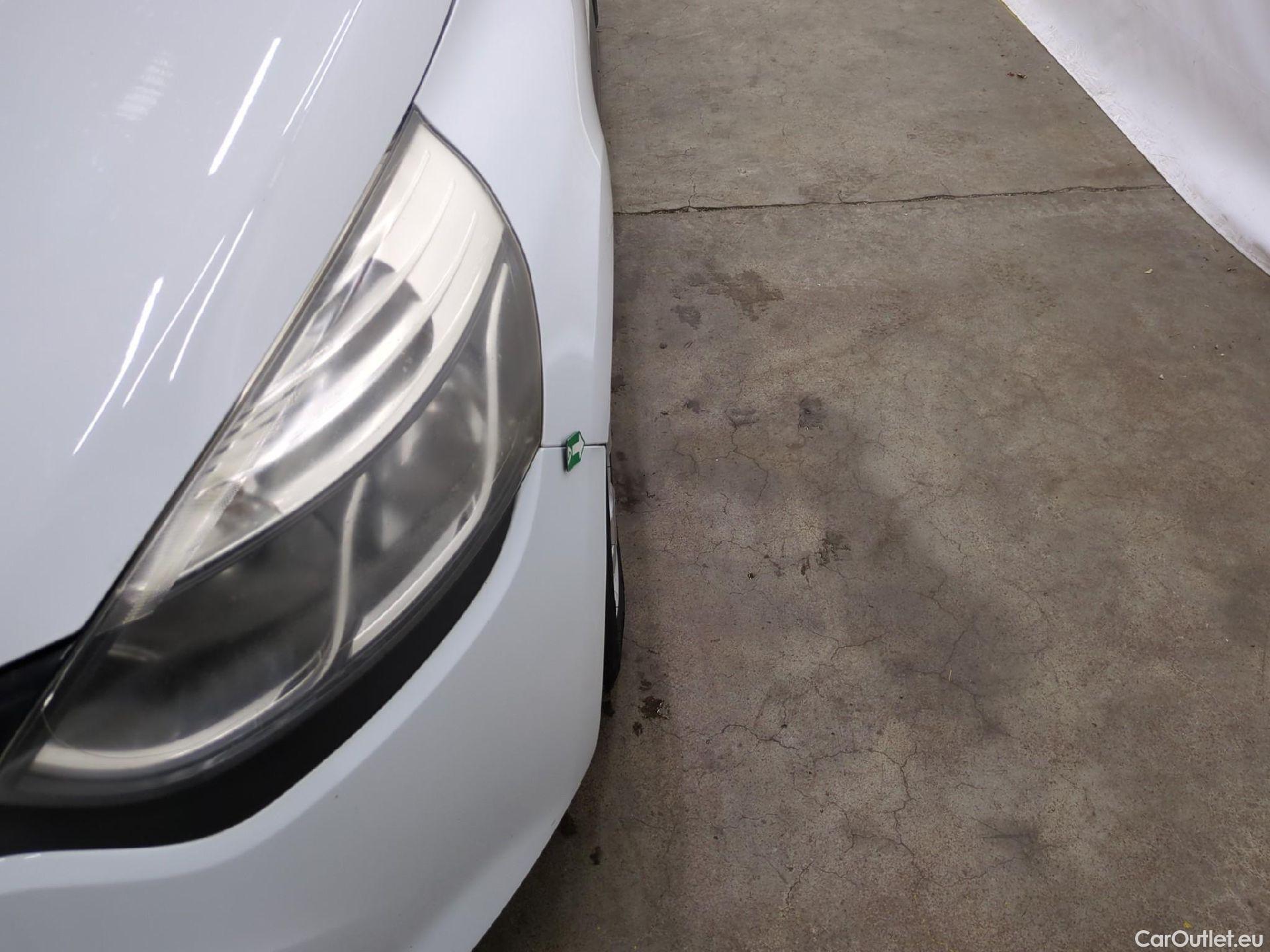  Renault  Clio  IV Air MediaNav 1.5 dCi 90CV BVM5 E6 #42