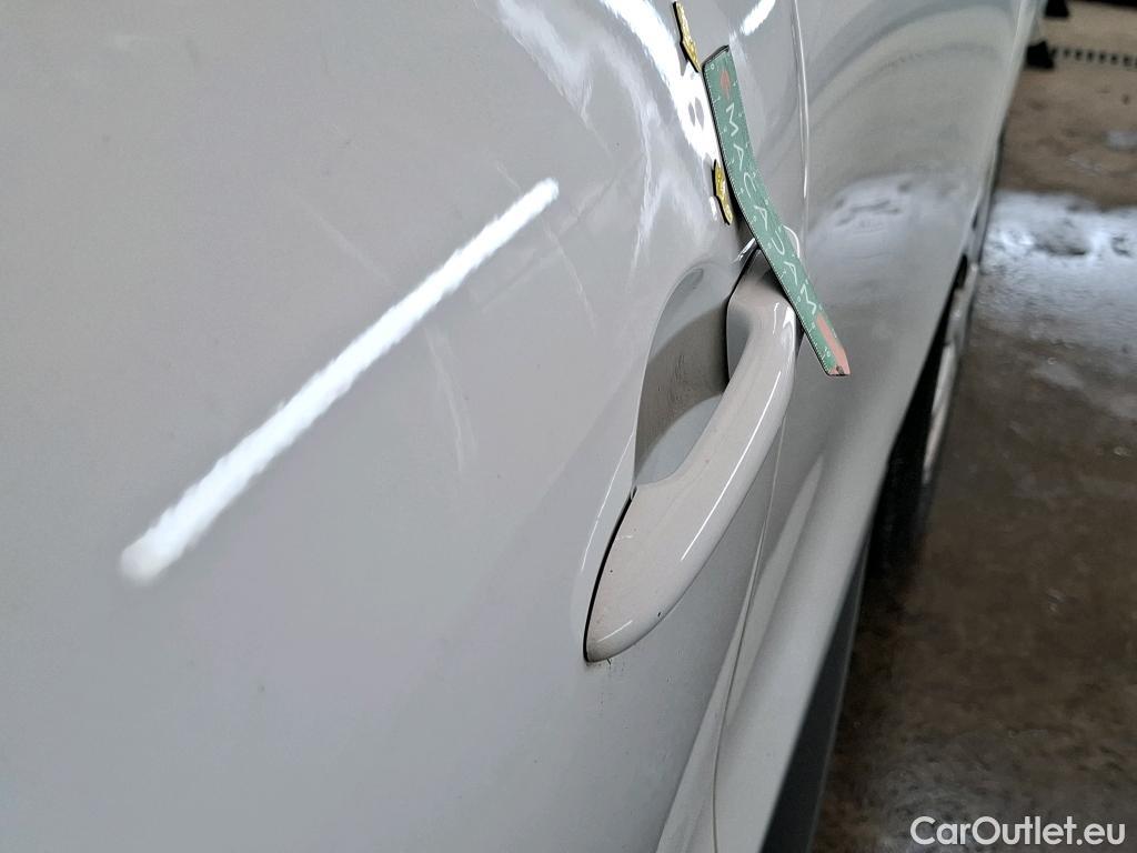  Renault  Clio  IV Air MediaNav 1.5 dCi 75CV BVM5 E6 #18