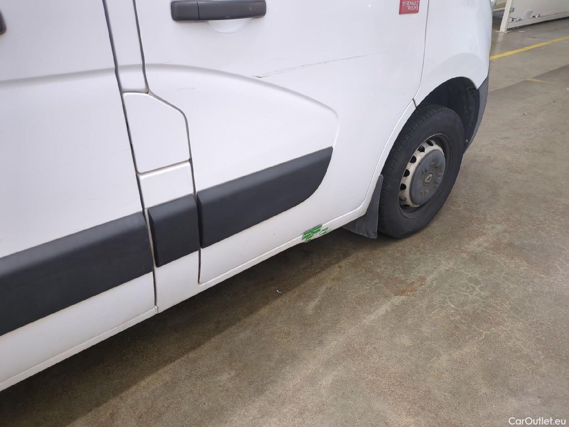  Renault  Master Renault V.I.  VU 2p Châssis cabine 2.3 150.35 CC L2 PFC C E4 P-MS #36