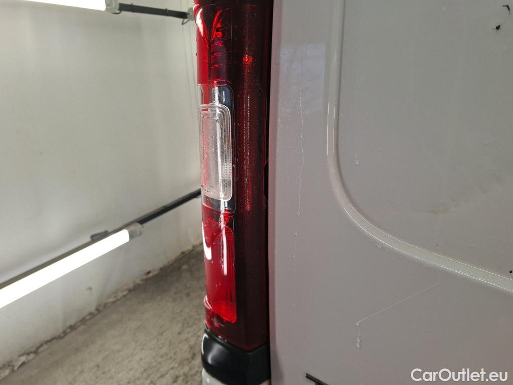  Renault  Trafic  Fourgon L1H1 1000 Confort 1.6 dCi 95CV BVM6 E6dT #32