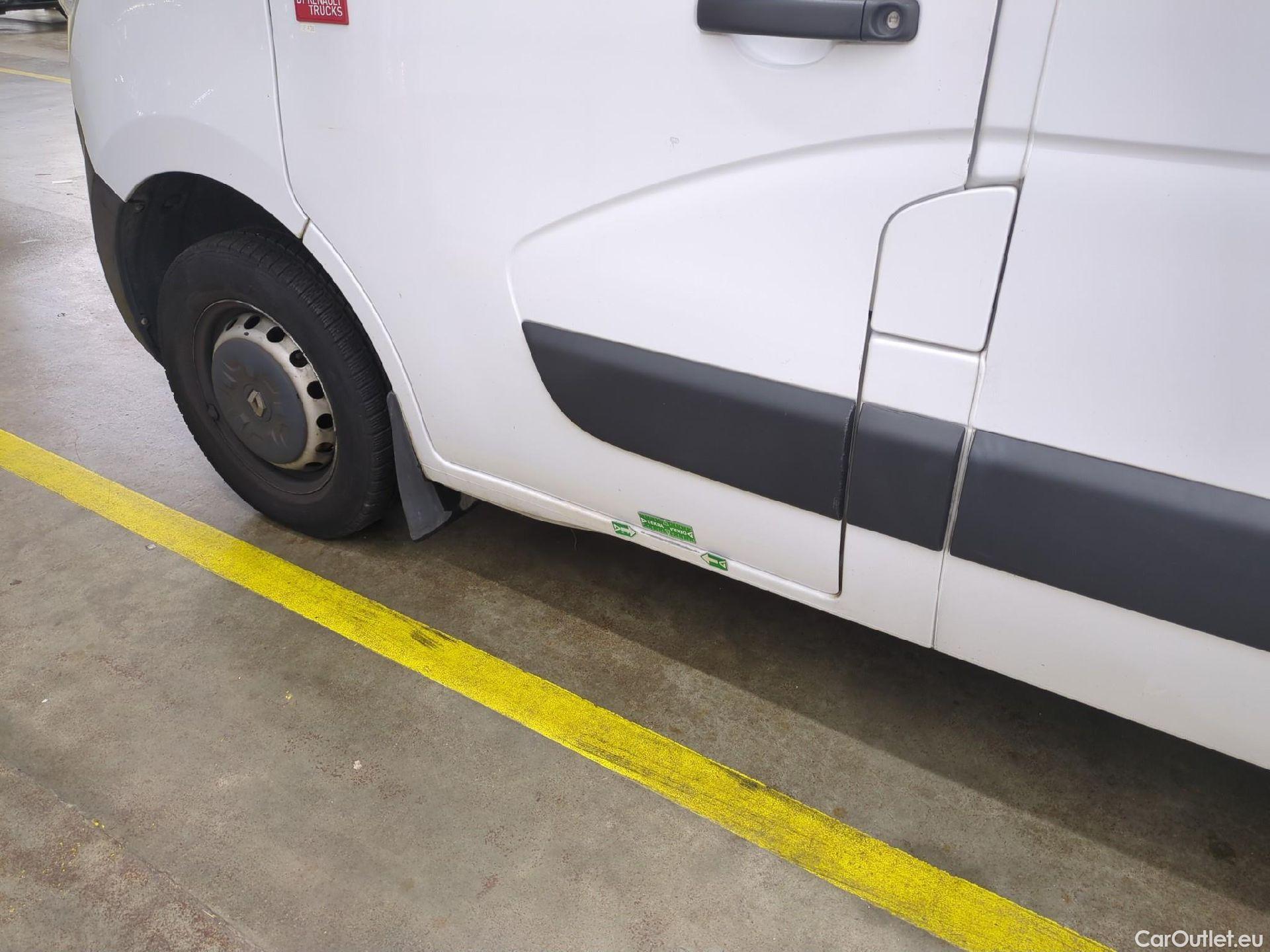  Renault  Master Renault V.I.  VU 2p Châssis cabine 2.3 150.35 CC L2 PFC C E4 P-MS #16