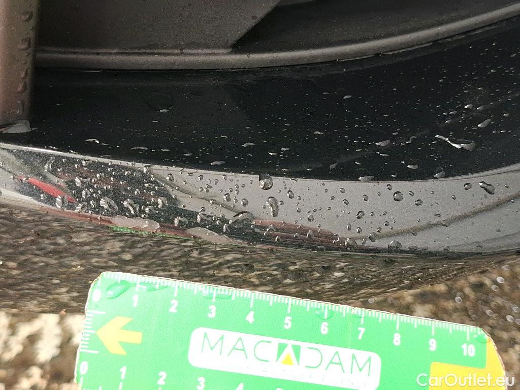  Bmw  Serie 1 BMW Série 1 / 2019 / 5P / Berline 116i Business Design #14