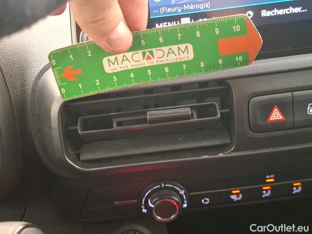  Citroen  Berlingo  Fourgon Driver M 650 1.2 PureTech 130CV BVA8 E6d #22