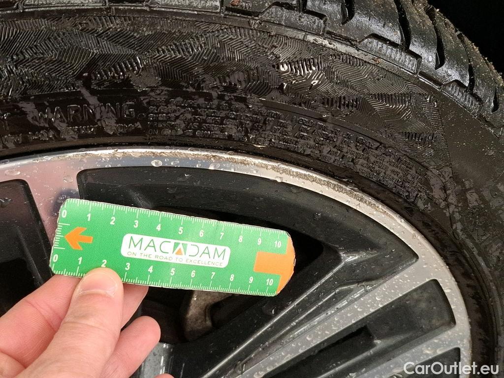  Bmw  Serie 1 BMW Série 1 / 2019 / 5P / Berline 116i Business Design #3