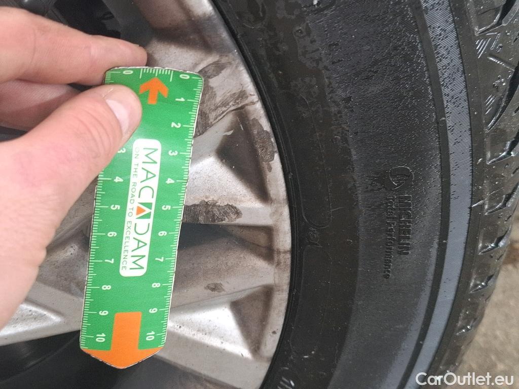  KIA  Cee'd Ceed Sportswagon Active 1.5 T-GDI 160CV BVM6 E6d #13