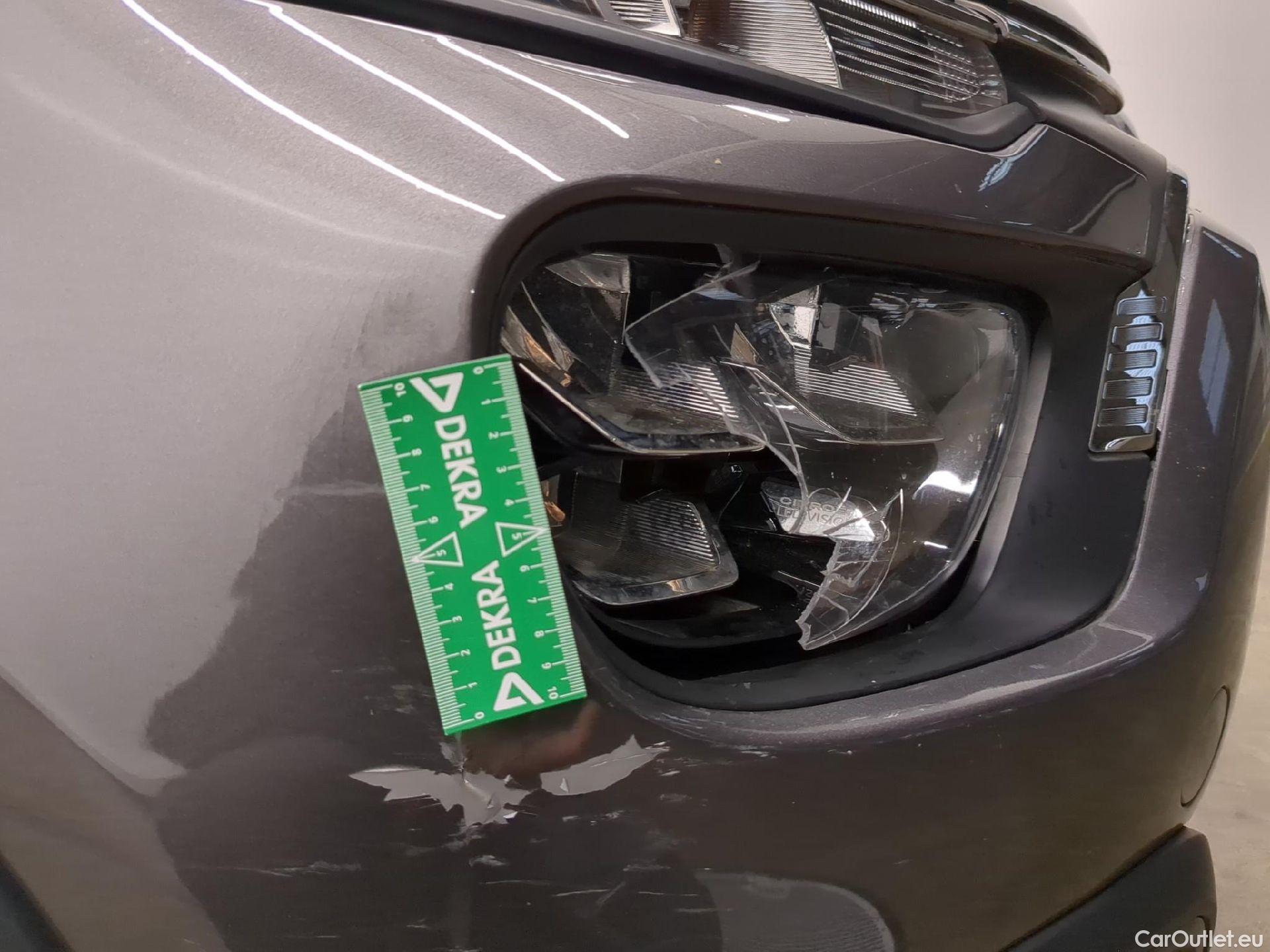  Citroen  C3  Feel Pack 1.2 PureTech 80CV BVM5 E6d #11