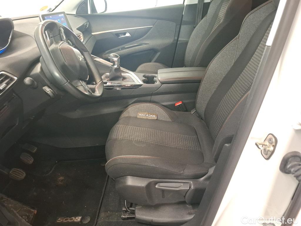  Peugeot  5008  Active Business 1.2 PureTech 130CV BVM6 7 Sieges E6d #45
