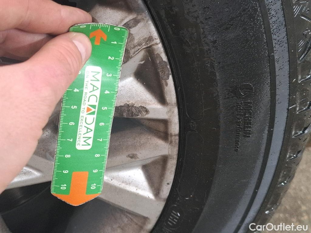  KIA  Cee'd Ceed Sportswagon Active 1.5 T-GDI 160CV BVM6 E6d #14