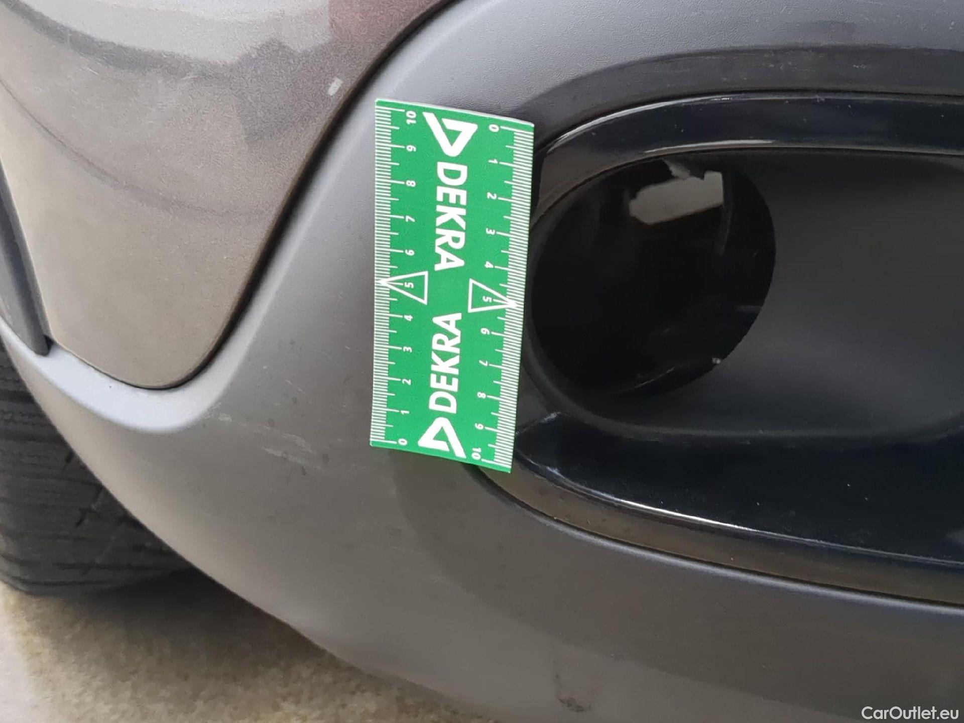  Citroen  C3  Feel Pack 1.2 PureTech 80CV BVM5 E6d #14