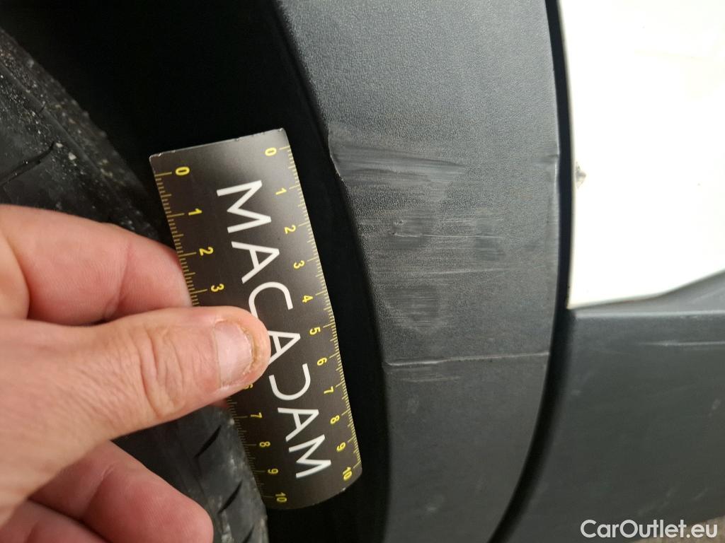  Peugeot  5008  Active Business 1.2 PureTech 130CV BVM6 7 Sieges E6d #39