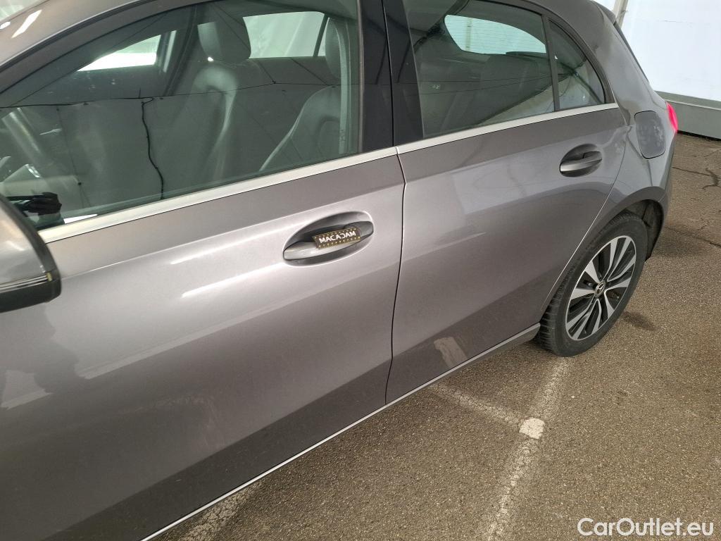  Mercedes  A-Klasse MERCEDES-BENZ Classe A Compact / 2018 / 5P / Berline A 250 e Business Line 8G-DCT #22