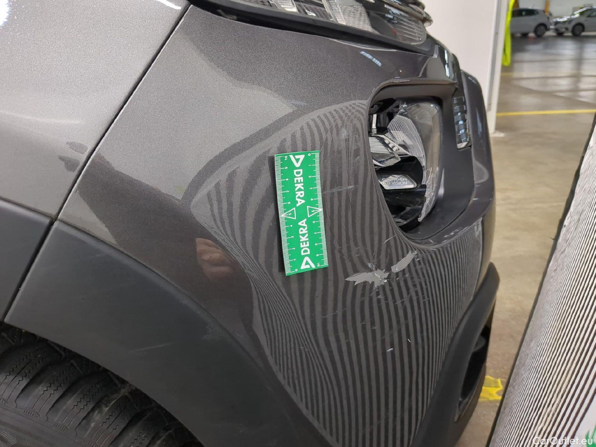  Citroen  C3  Feel Pack 1.2 PureTech 80CV BVM5 E6d #9