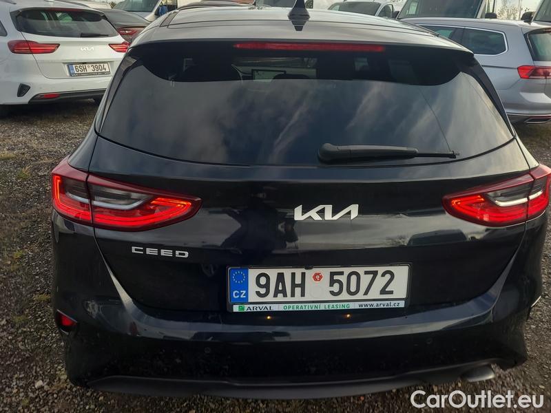  KIA  Cee'd Ceed  (CD) (2018->) Ceed 1.5 T-GDI 118 Top AT #17