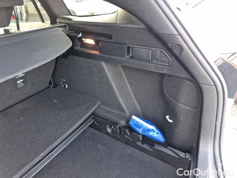  Ford  Focus   (CGE)(2018->) Foc.Kombi 2.0EBl.110 Active AT #17