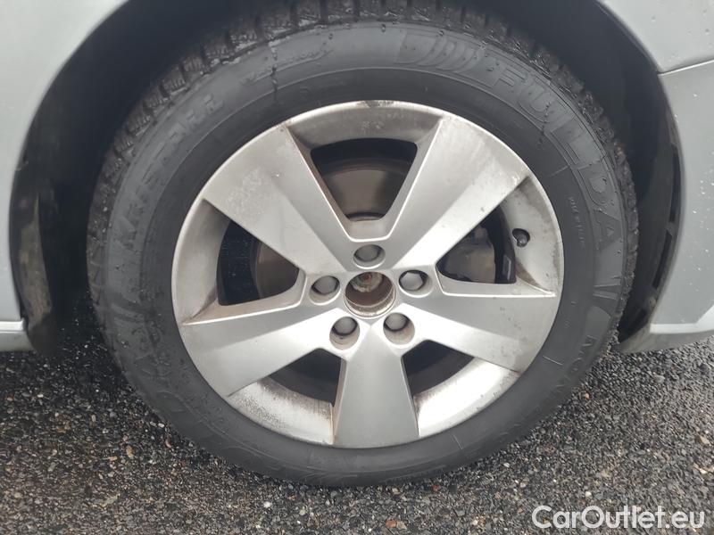  Skoda  Fabia  Combi (2015)  Com.1.0TSI 70 Ambition #30