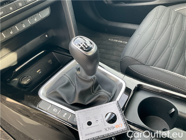  KIA  XCeed  1.5 T-GDI GT-Line 5d #5