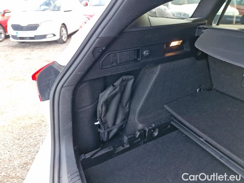  Ford  Focus   (CGE)(2018->) Foc.Kombi 2.0EBl.110 Active AT #18