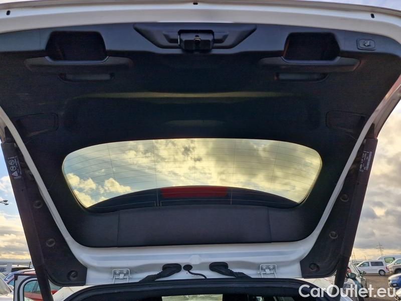  Ford  Focus   (CGE)(2018->) Foc.Kombi 2.0EBl.110 Active AT #19