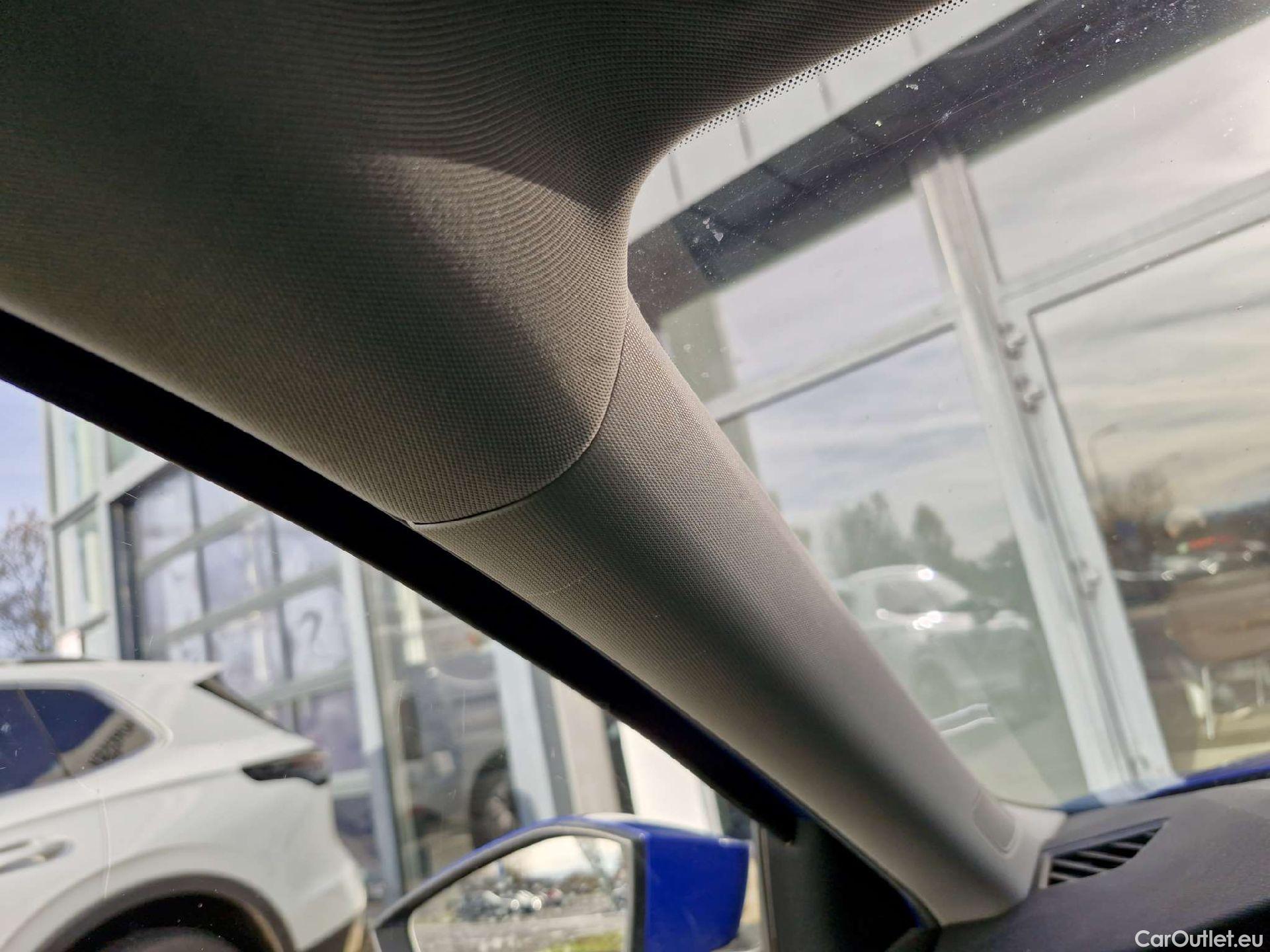  Skoda  Octavia  Lim. (NX3)(2020) Oct.2.0TDI 110 Ambition 4WD AT #4