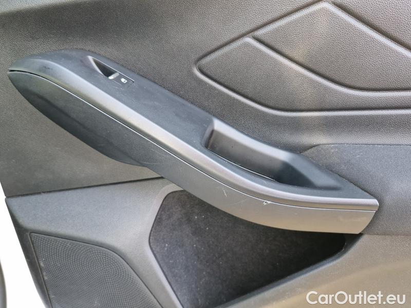  Ford  Focus   (CGE)(2018->) Foc.Kombi 2.0EBl.110 Active AT #21