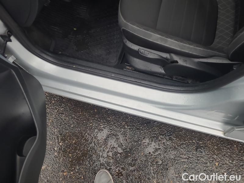  Skoda  Fabia  Combi (2015)  Com.1.0TSI 70 Ambition #6