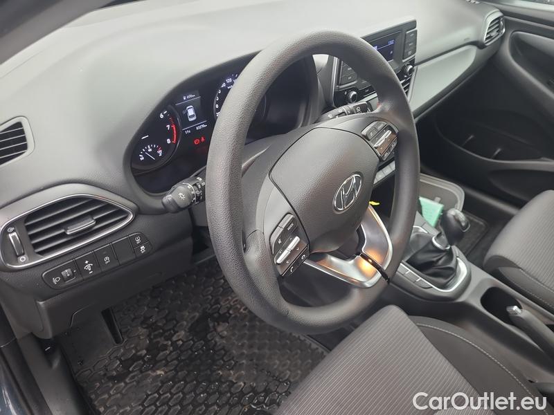  Hyundai  i30   cw (PD)(2017->)  kom. TGDI 120 Start Plus #7