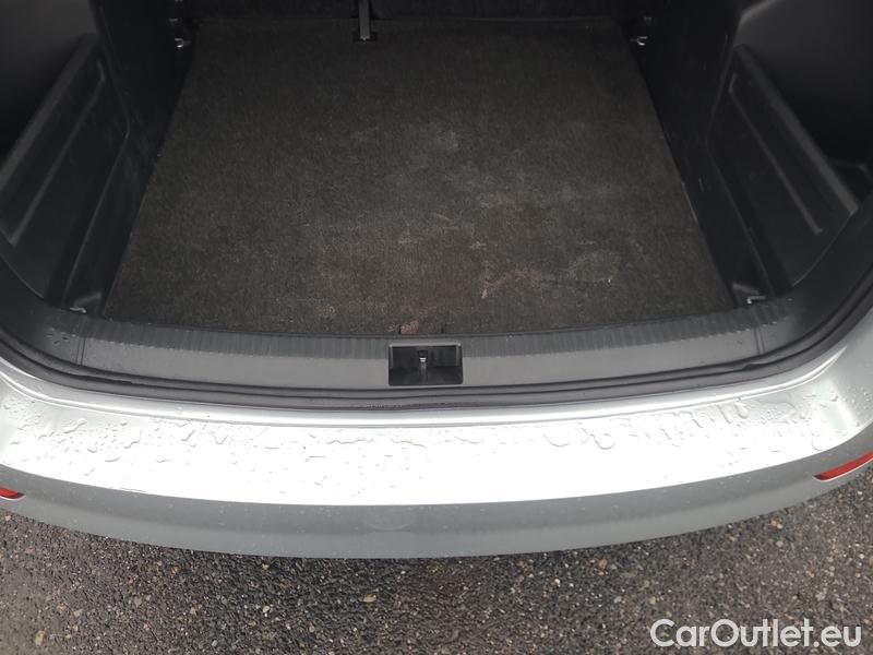  Skoda  Fabia  Combi (2015)  Com.1.0TSI 70 Ambition #17