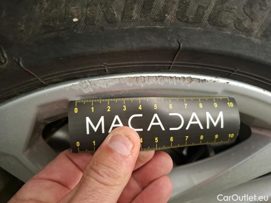  Audi  A3 AUDI  Sportback / 2020 / 5P / Berline 40 TFSI e 204 S Tronic Business Line #26