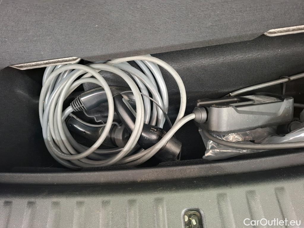  Bmw  X1 BMW  / 2022 / 5P / SUV xDrive25e M Sport DKG7 #4