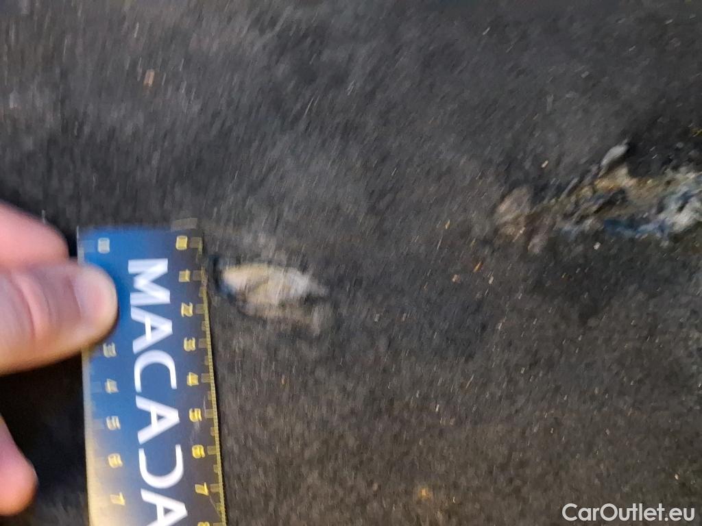  Hyundai  Bayon HYUNDAI  / 2021 / 5P / SUV 1.0 T-GDI 100 HYBRID 48V INTUITIVE #4