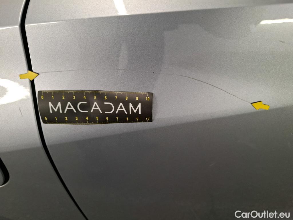  Audi  A3 AUDI  Sportback / 2020 / 5P / Berline 40 TFSI e 204 S Tronic Business Line #38