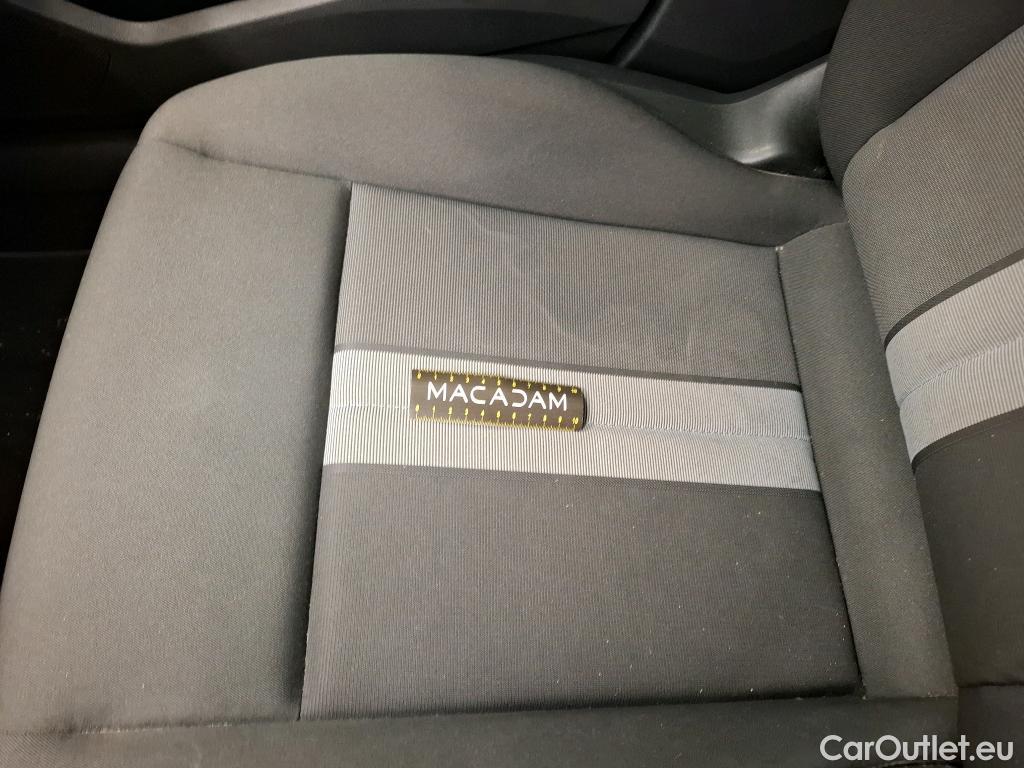  Audi  A3 AUDI  Sportback / 2020 / 5P / Berline 40 TFSI e 204 S Tronic Business Line #32