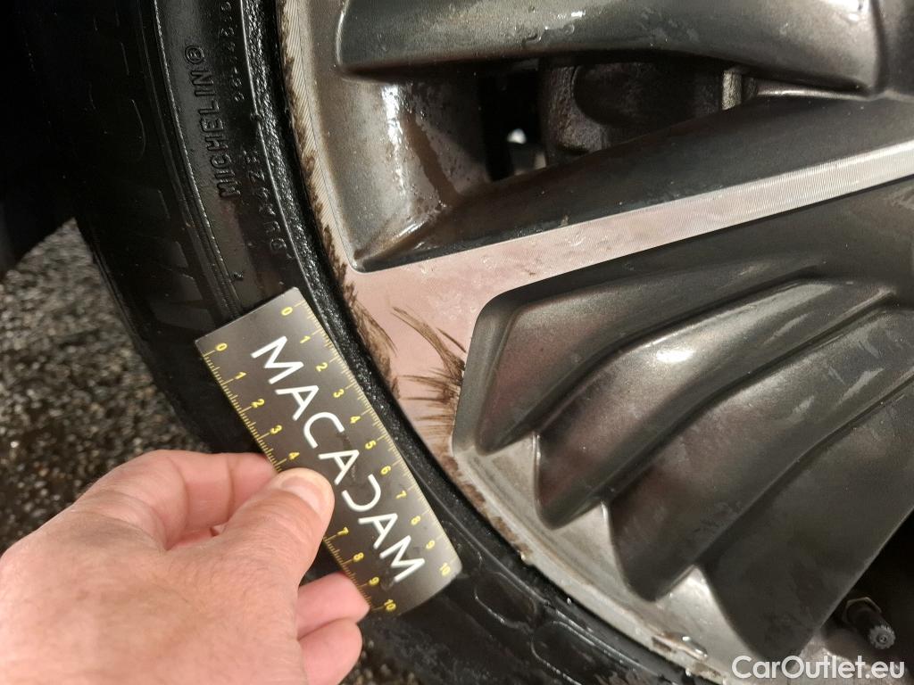  Hyundai   Ioniq HYUNDAI / 2019 / 5P / Berline 1.6 PLUG-IN CREATIVE #3