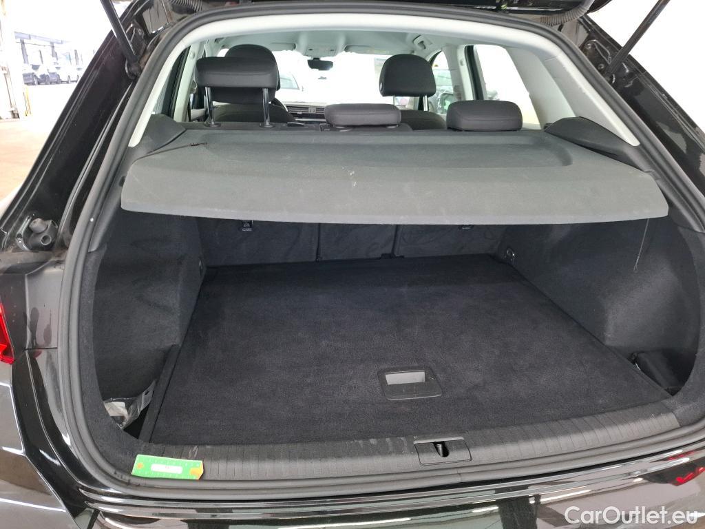  Audi  Q3 AUDI  / 2018 / 5P / SUV 35 TFSI 150 MHEV S TRONIC BUSINESS LINE #21