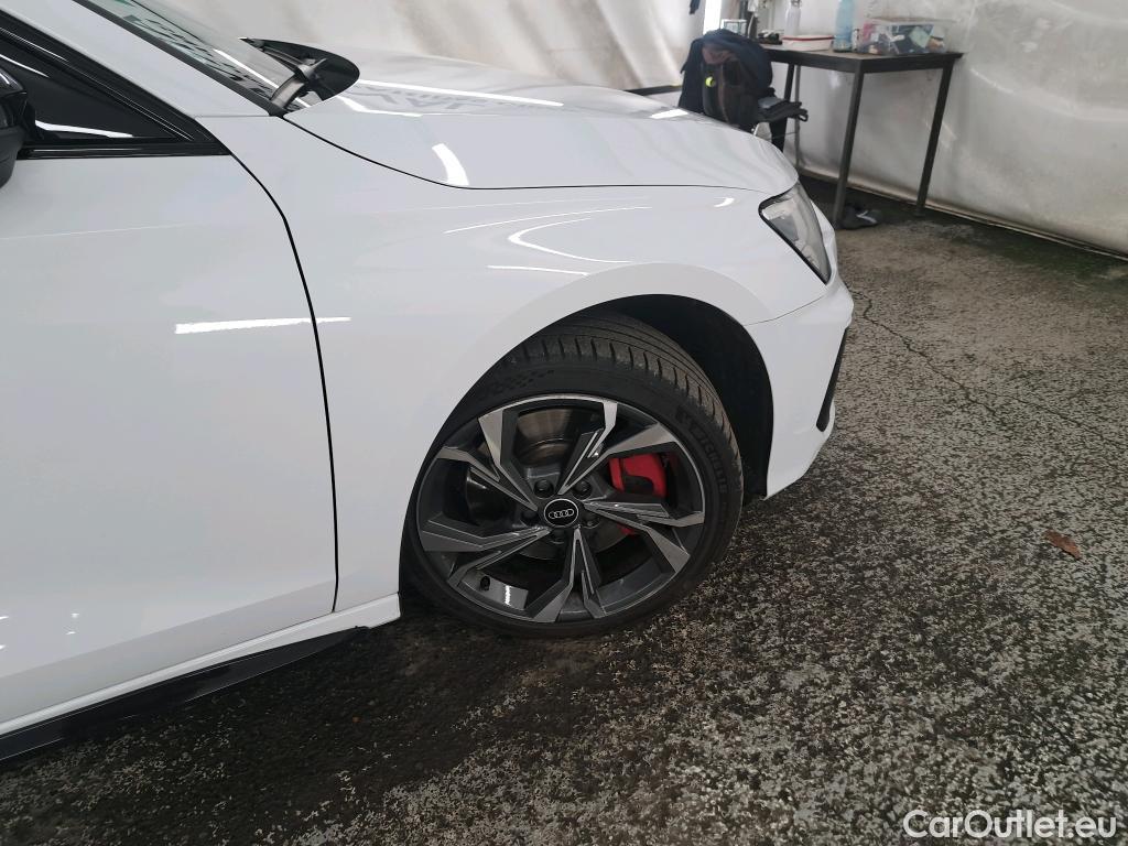  Audi  A3 AUDI  Sportback / 2020 / 5P / Berline 45 TFSI e 245 S Tronic Competition #24