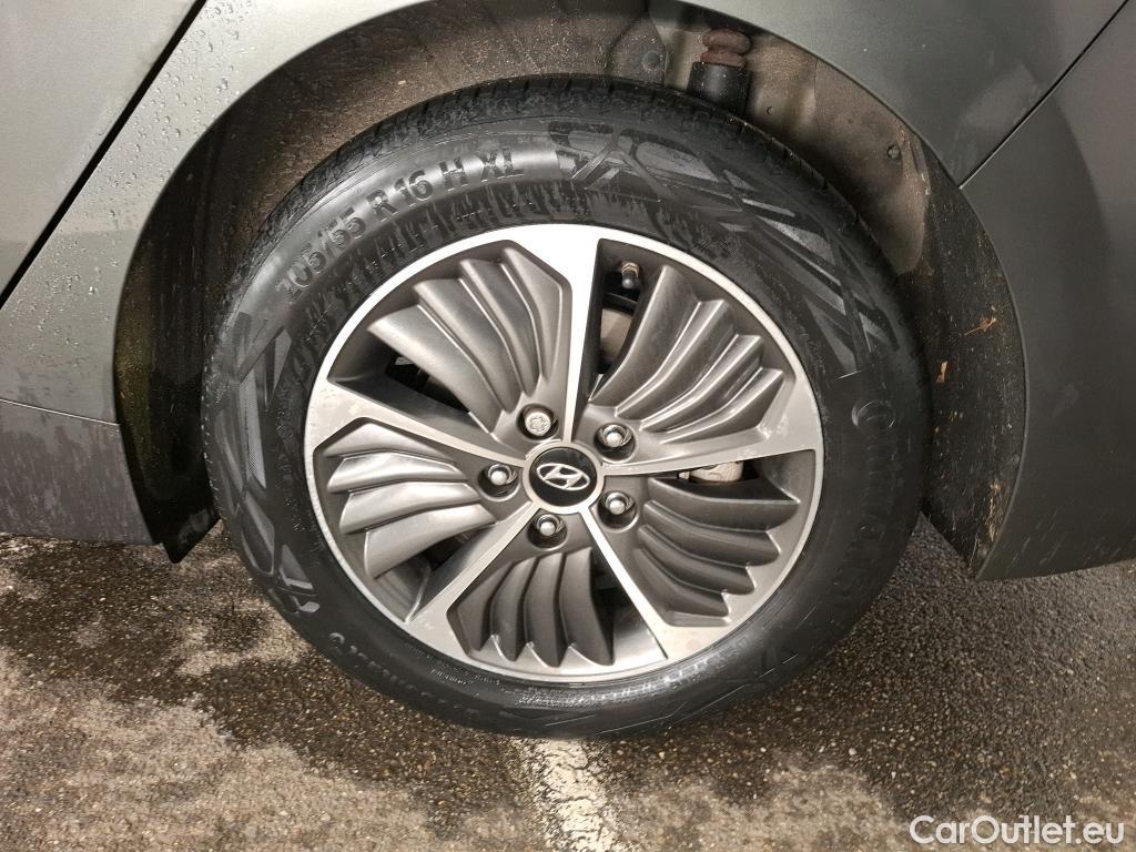  Hyundai   Ioniq HYUNDAI / 2019 / 5P / Berline 1.6 PLUG-IN CREATIVE #6