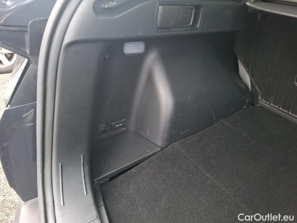  Hyundai  Tucson HYUNDAI  / 2020 / 5P / SUV 1.6 HYBRID 230 HTRAC EXECUTIVE #9