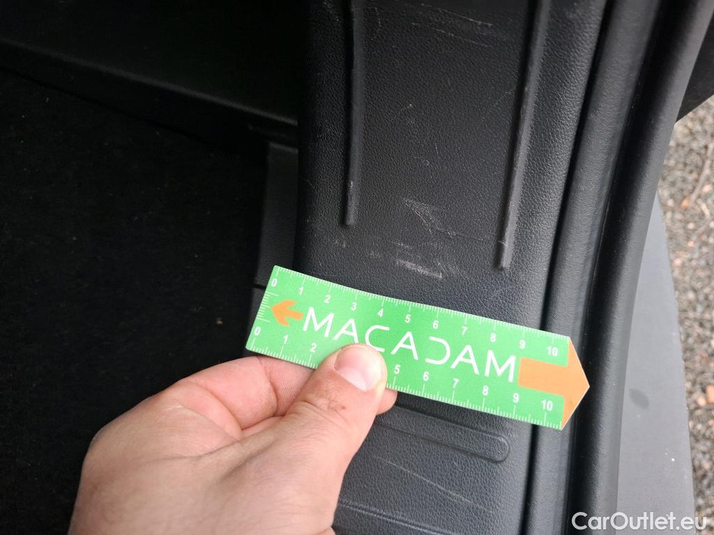  Hyundai  Tucson HYUNDAI  / 2020 / 5P / SUV 1.6 HYBRID 230 HTRAC EXECUTIVE #4