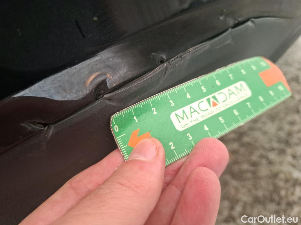  Mercedes  A-Klasse MERCEDES-BENZ Classe A Compact / 2018 / 5P / Berline A 250 e AMG Line 8G-DCT #12