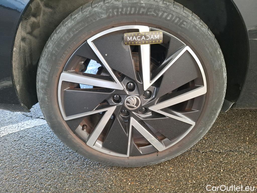  Skoda  Octavia SKODA  Combi / 2020 / 5P / Break 1.4 TSI PHEV iV 204 DSG6e Business #67