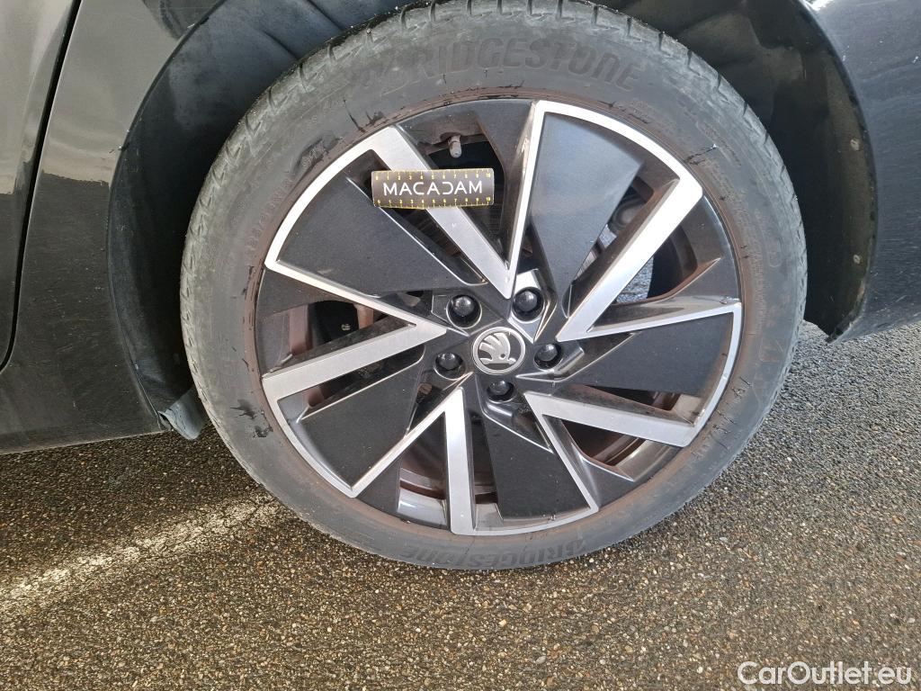  Skoda  Octavia SKODA  Combi / 2020 / 5P / Break 1.4 TSI PHEV iV 204 DSG6e Business #10