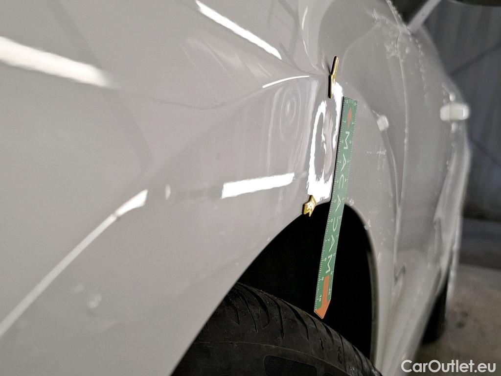  Renault  Clio RENAULT  / 2019 / 5P / Berline Business TCe 100 GPL -21 #4