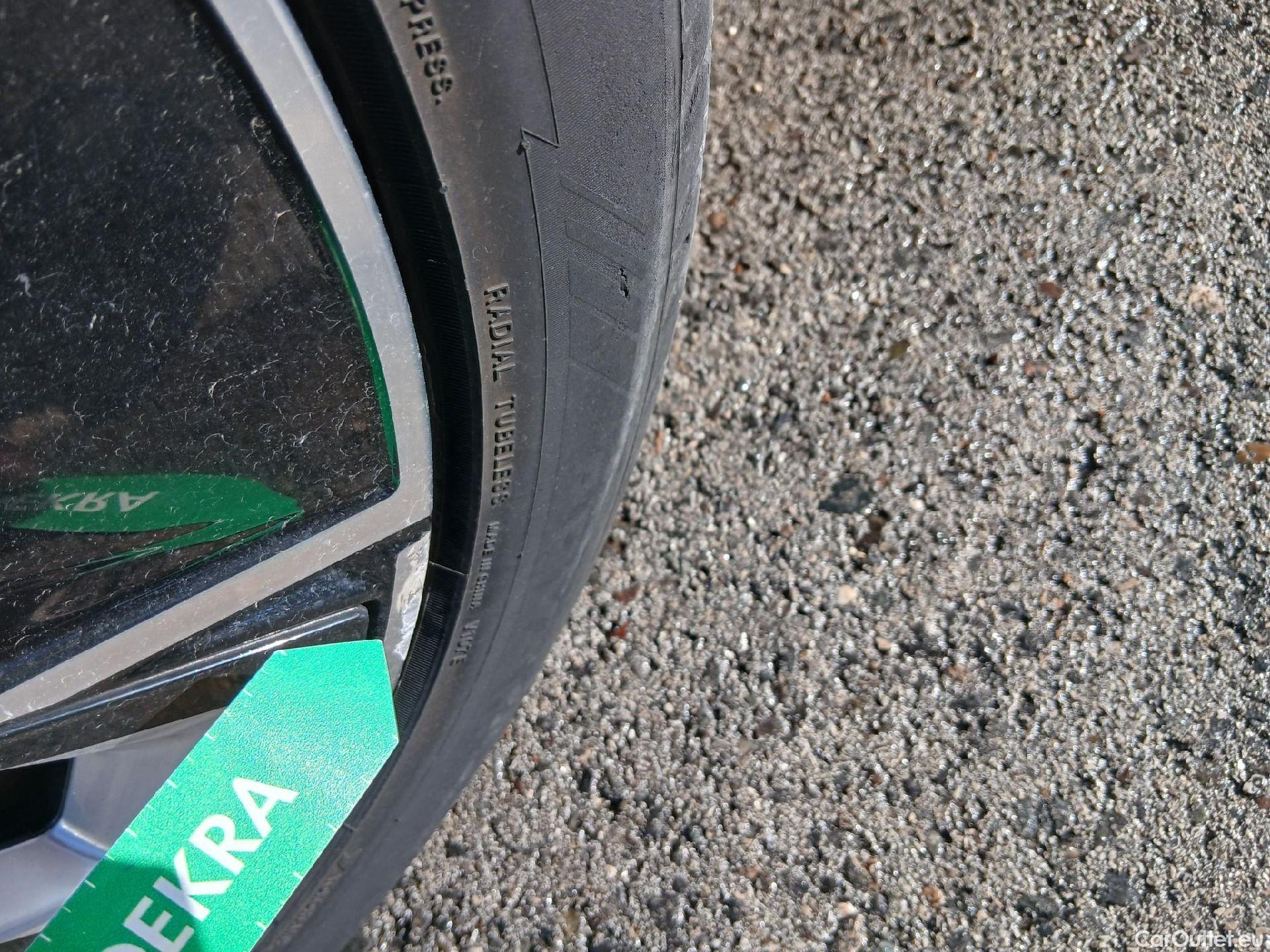  Bmw  iX3 BMW  / 2021 / 5P / todoterreno 80 kWh M Sport (AC3) #9